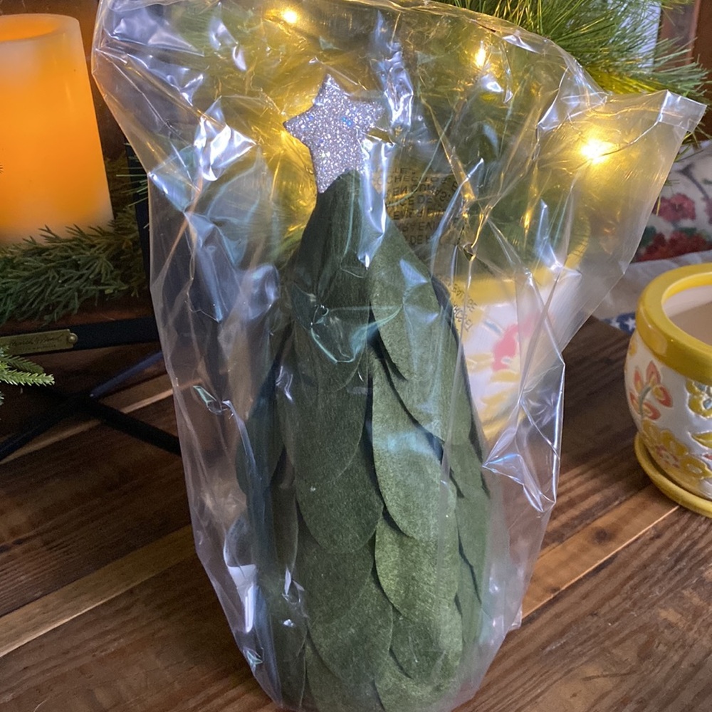 Pottery Barn Lids Decorative and Delightful Felted Faux Tree Stocking Holder🌲 - Picture 3 of 15